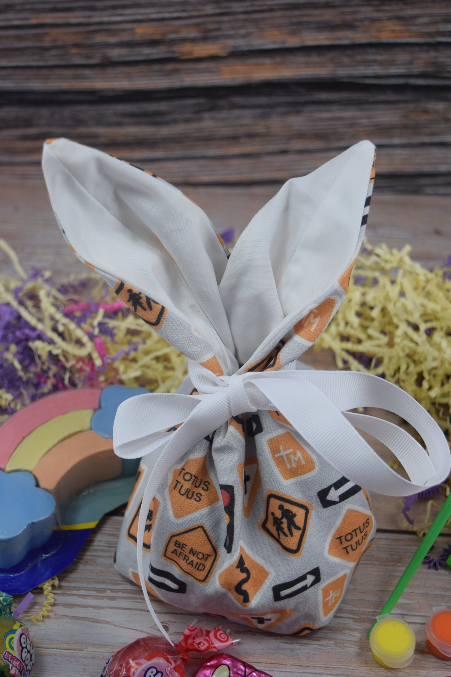 Totus Tuus Bunny Treat Bag