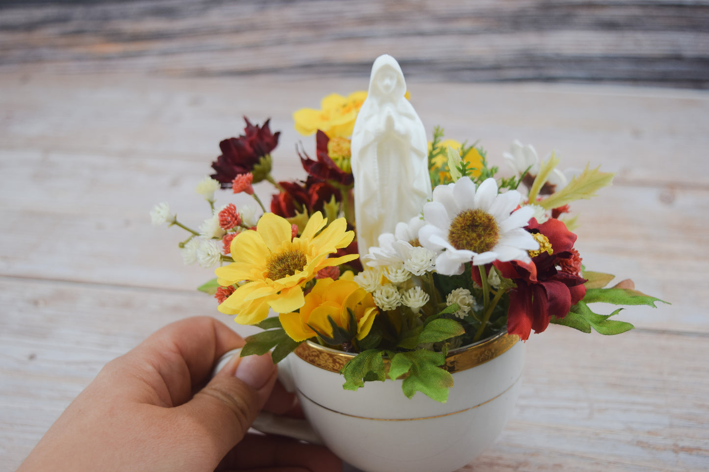 Mary Garden Tea Cup
