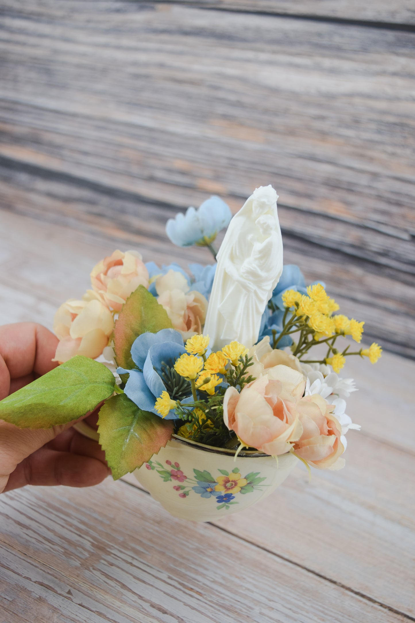 Mary Garden Tea Cup