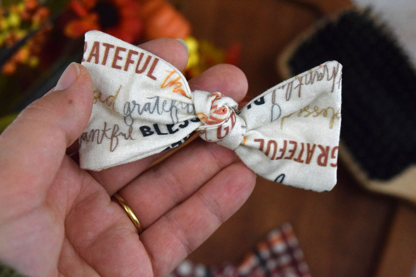 Catholic Knotted Hair Bows - Grateful