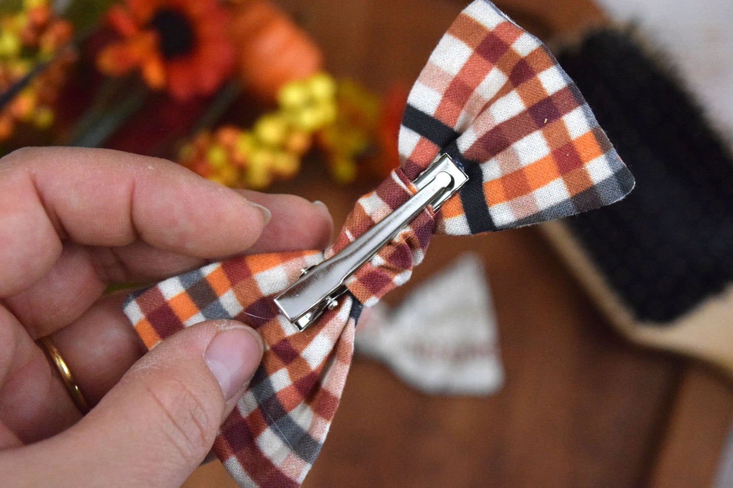 Catholic Knotted Hair Bows - Grateful