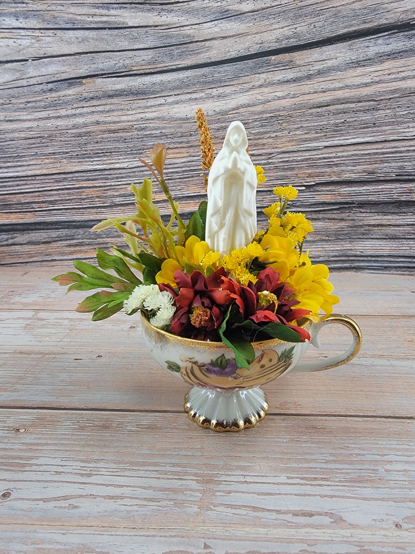 Mary Garden Tea Cup - Autumn