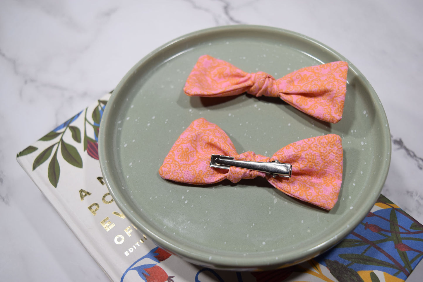 Catholic Knotted Hair Bows - Pink & Gold Mary