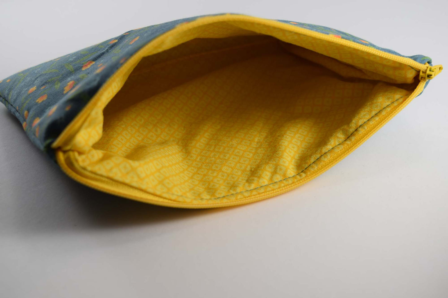 Zipper Pouch - Be Still - Joyful Mama Joyful Baby