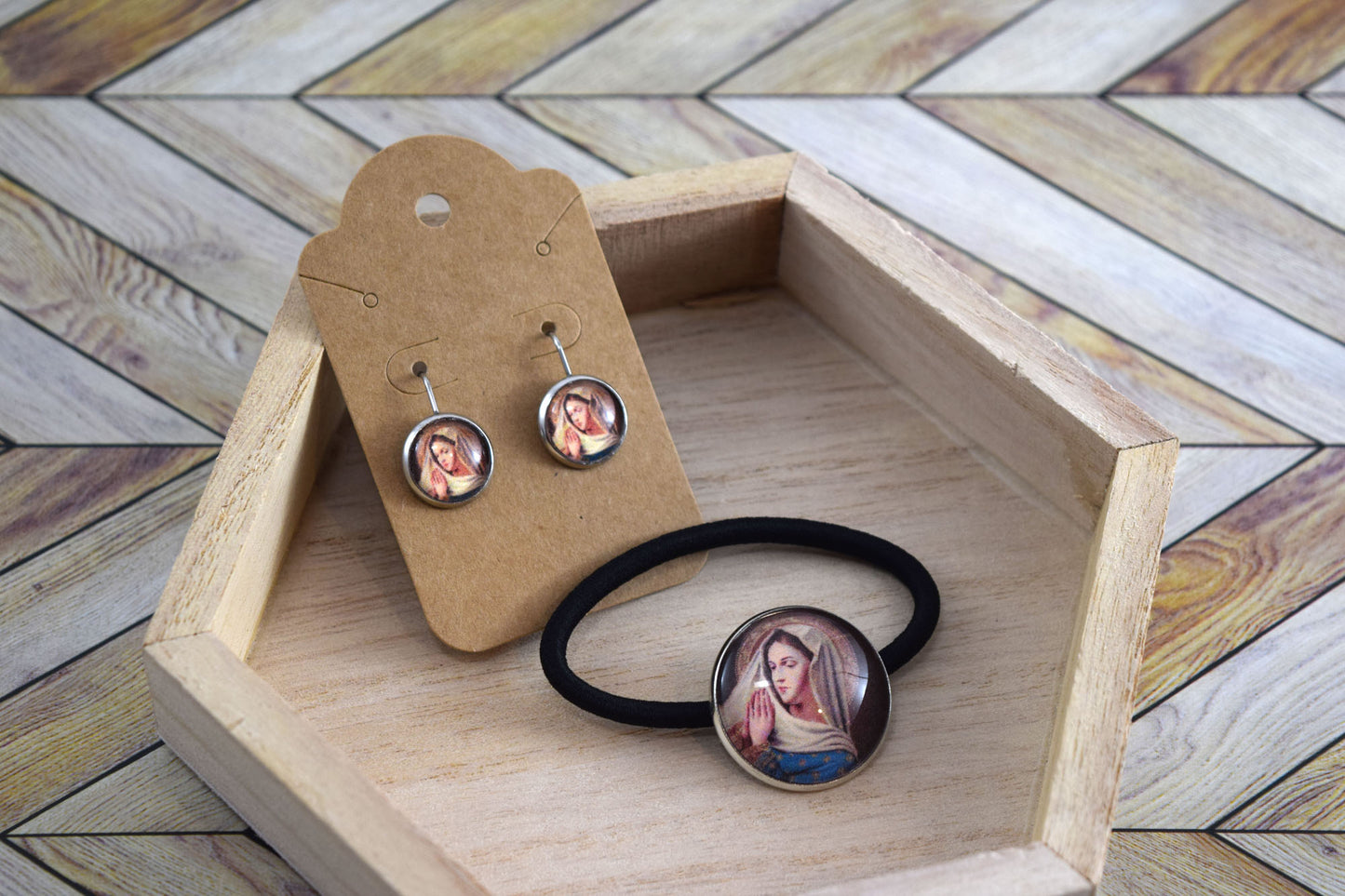 Our Lady of the Rosary Gift Set