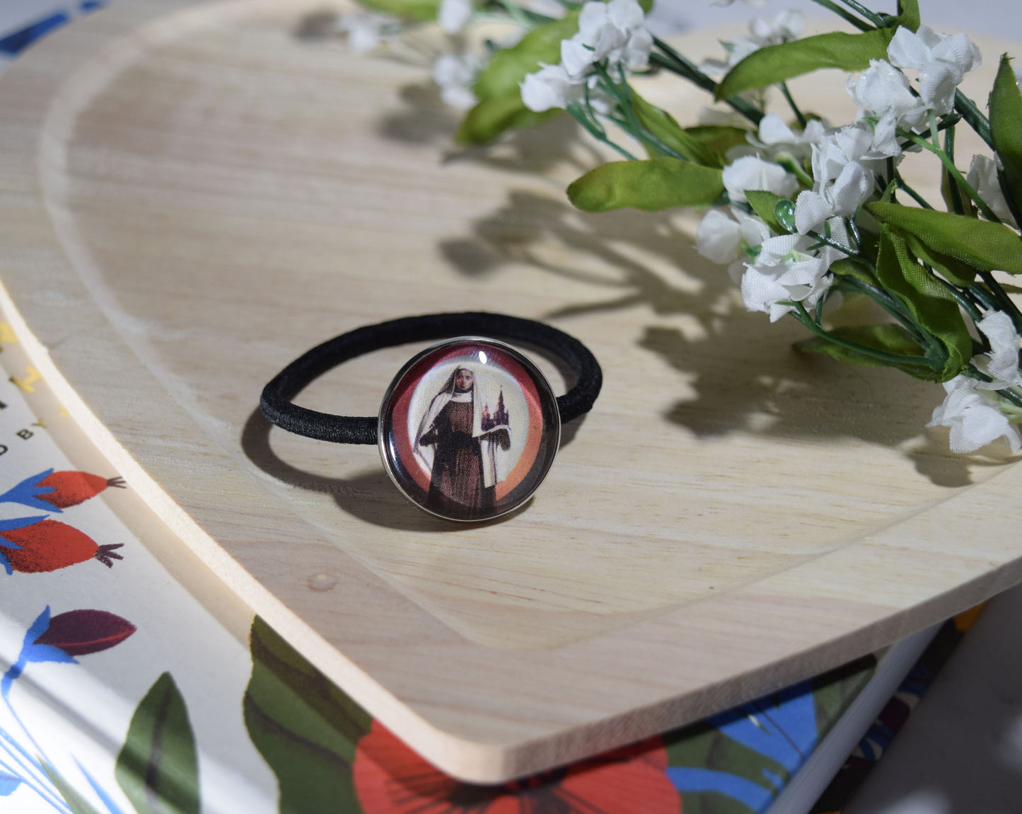 Saint Ephigenia Hair tie