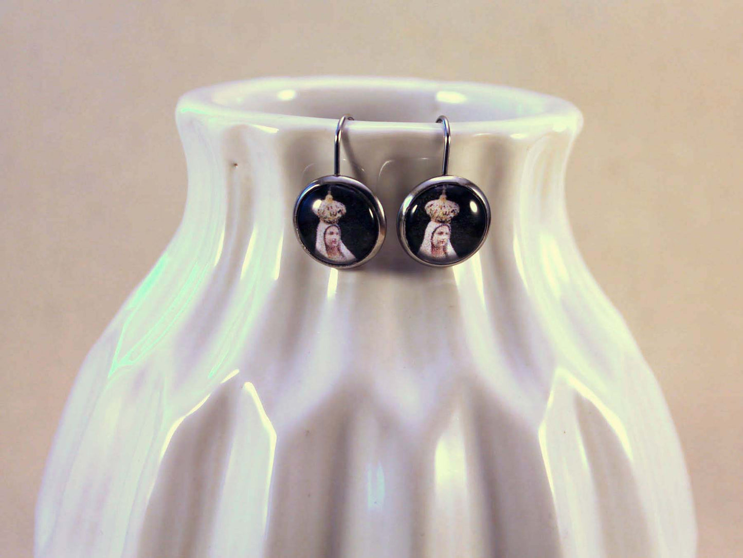 catholic earrings, our lady earrings, our lady of fatima, our lady of fatima earrings, simple earrings