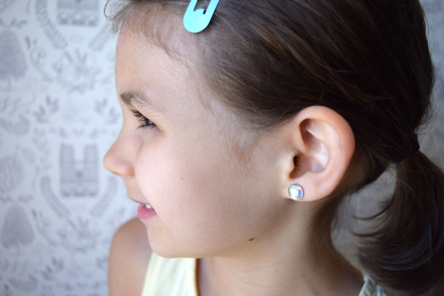 Kid’s Saint Earrings - Annunciation