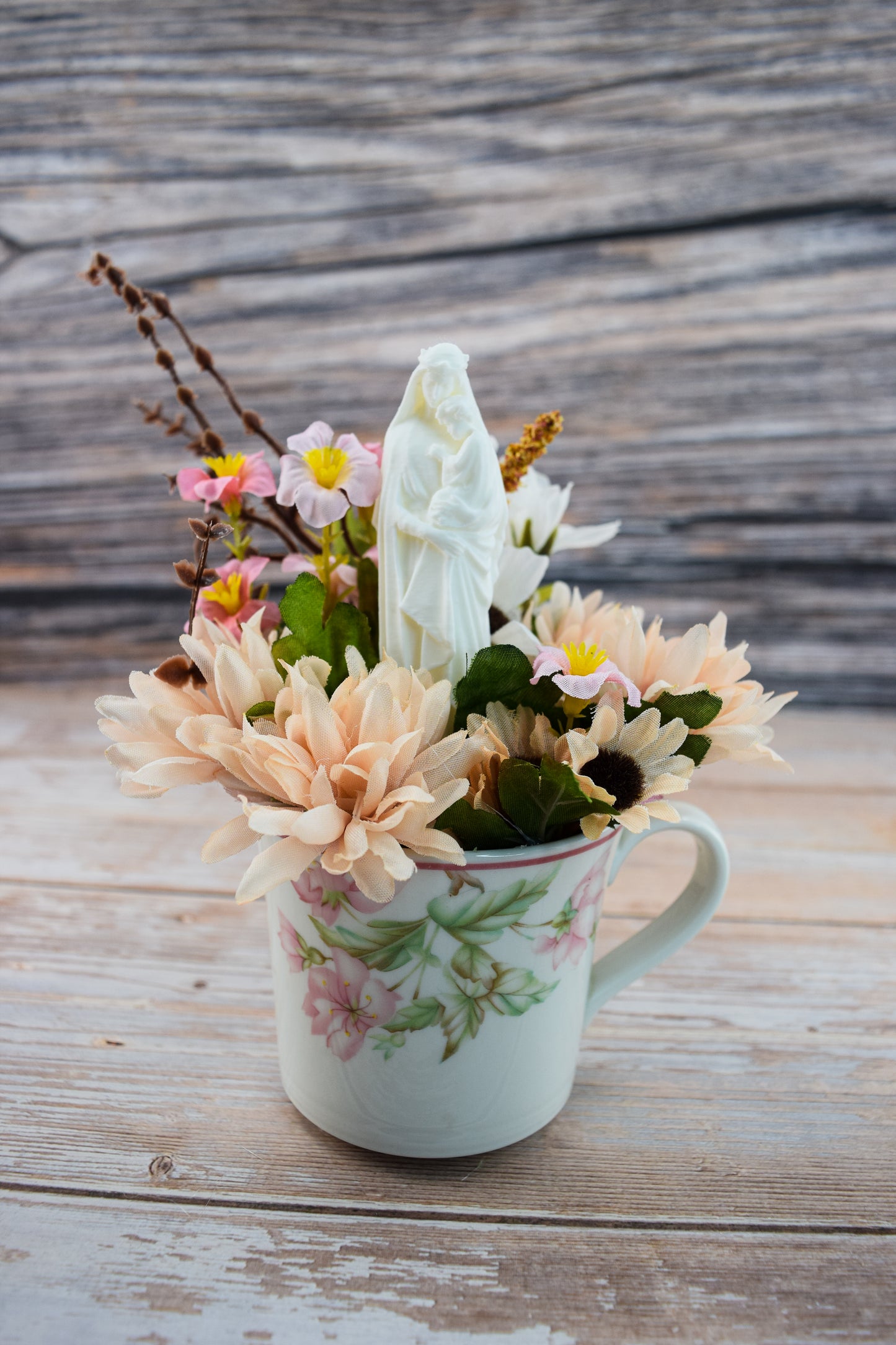Pink Mary Garden Tea Cup