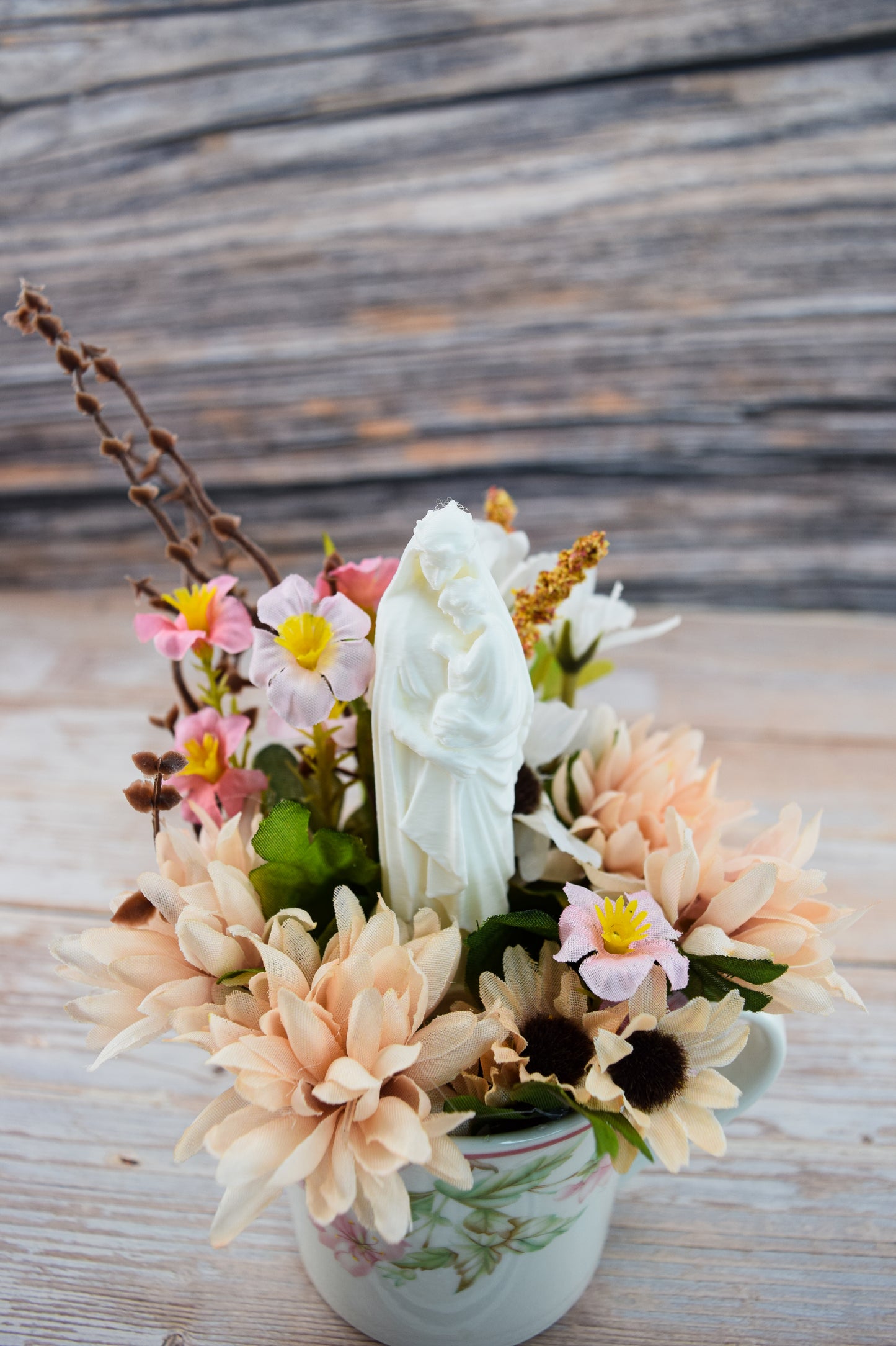 Pink Mary Garden Tea Cup
