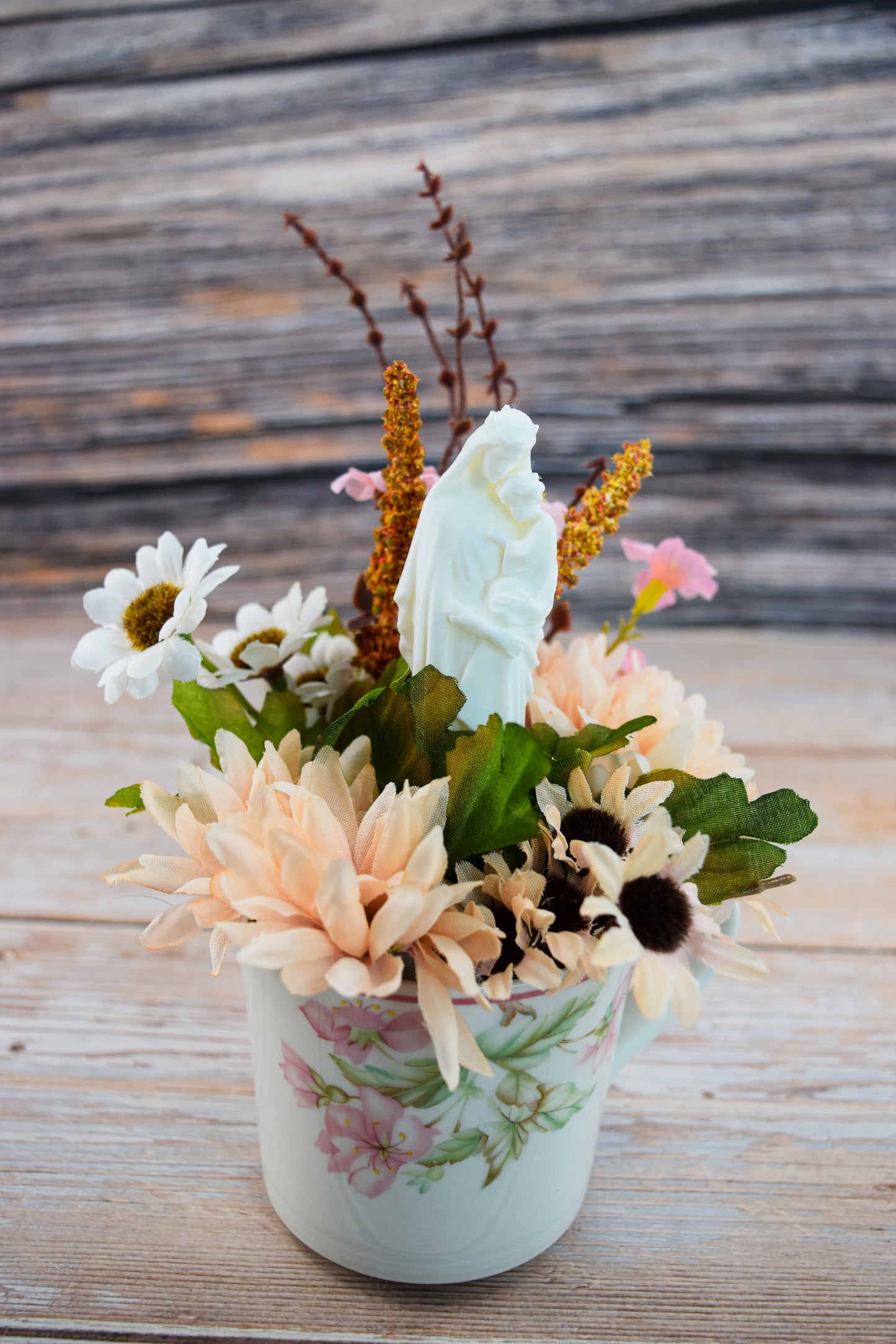 Pink Mary Garden Tea Cup