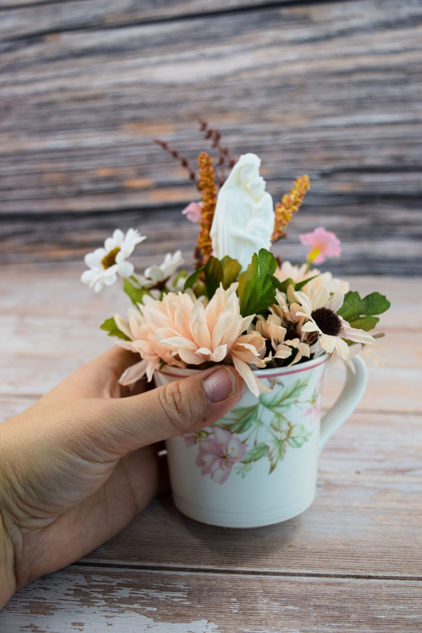 Pink Mary Garden Tea Cup