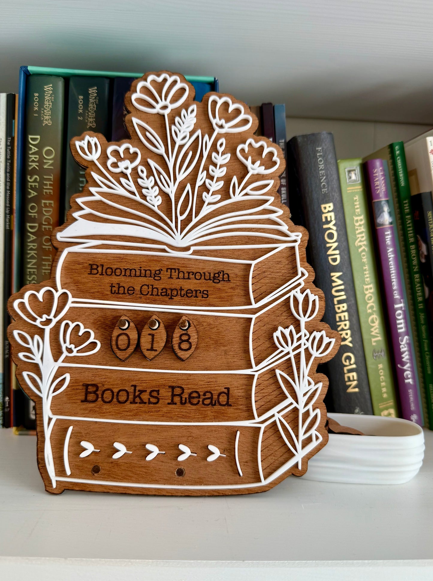 Blooming Through the Chapters – Wooden Books Read Tracker with Number Storage Box | Book Lover Gift