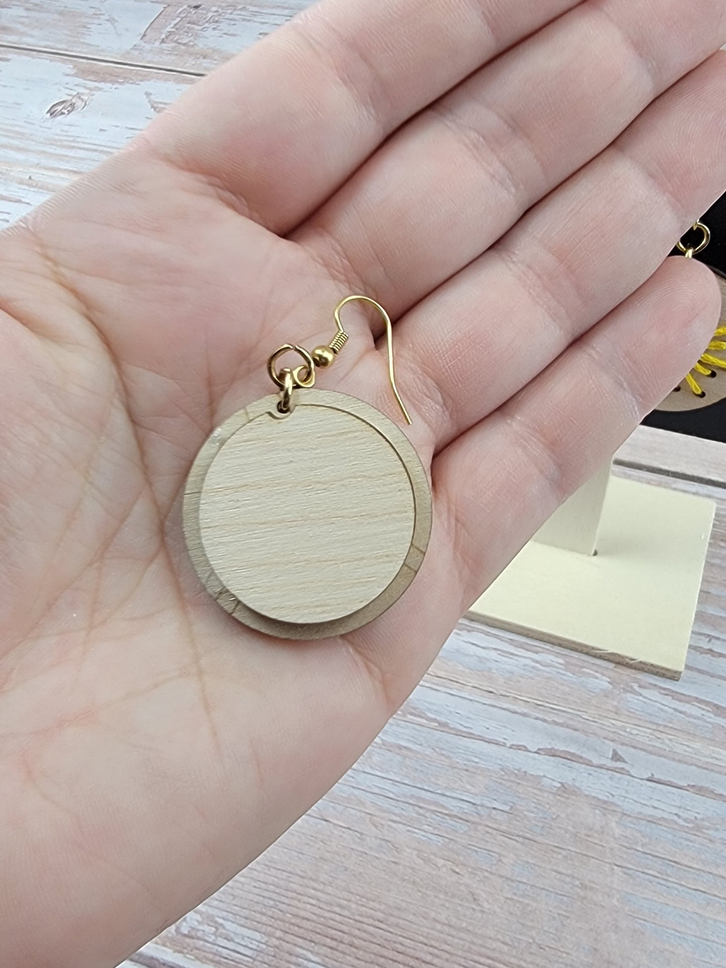 DIY Embroidery Earrings Kit - Fatima