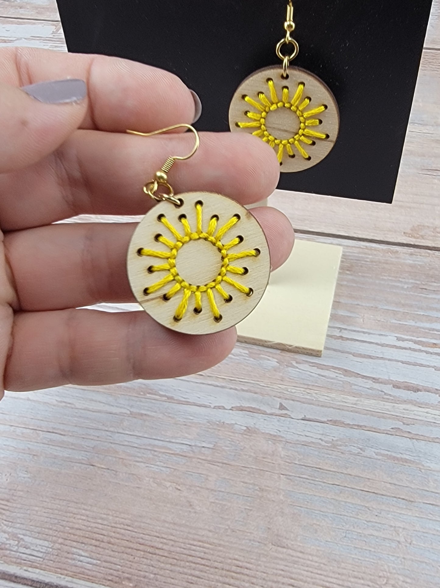 DIY Embroidery Earrings Kit - Fatima