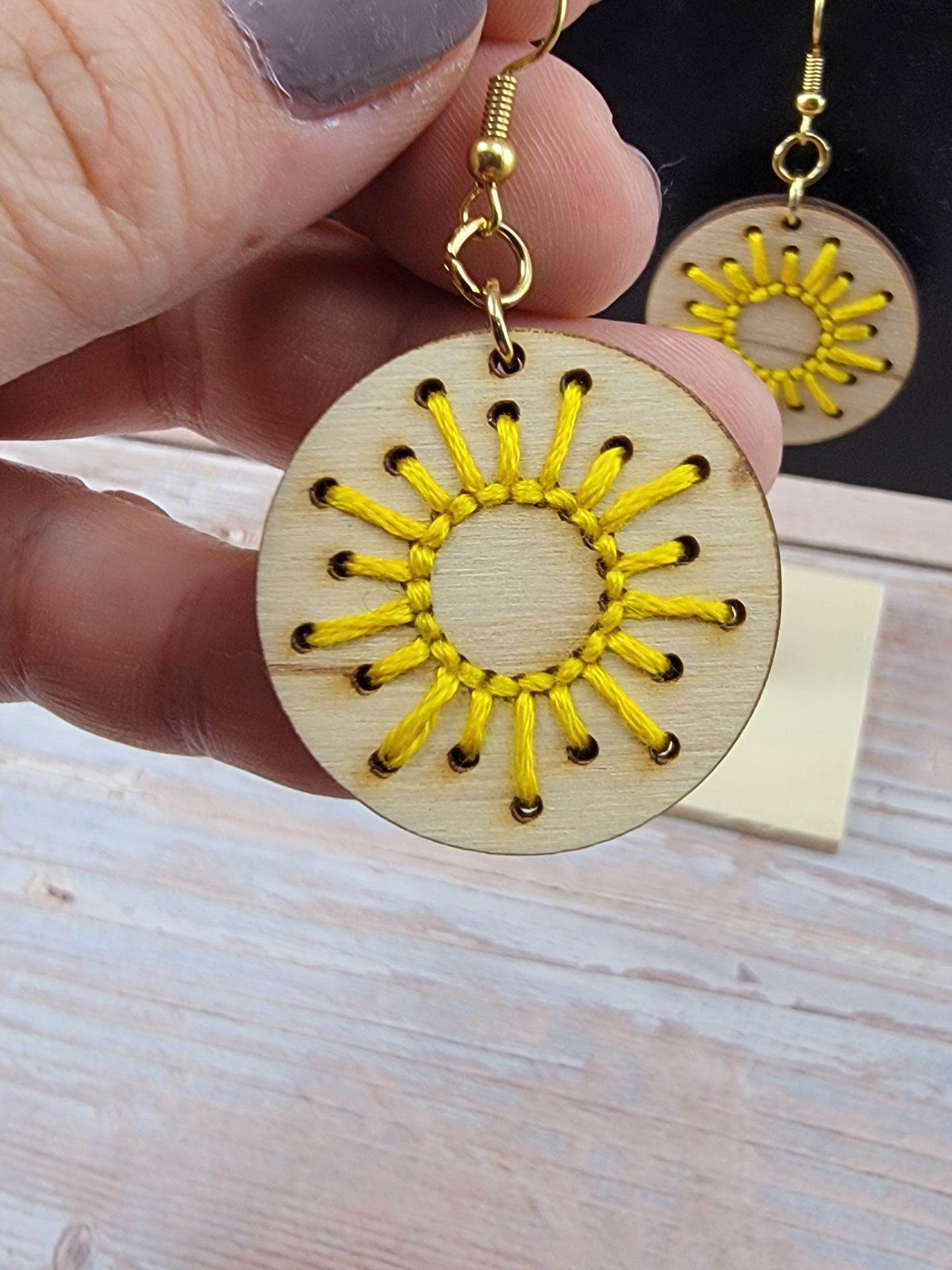DIY Embroidery Earrings Kit - Fatima