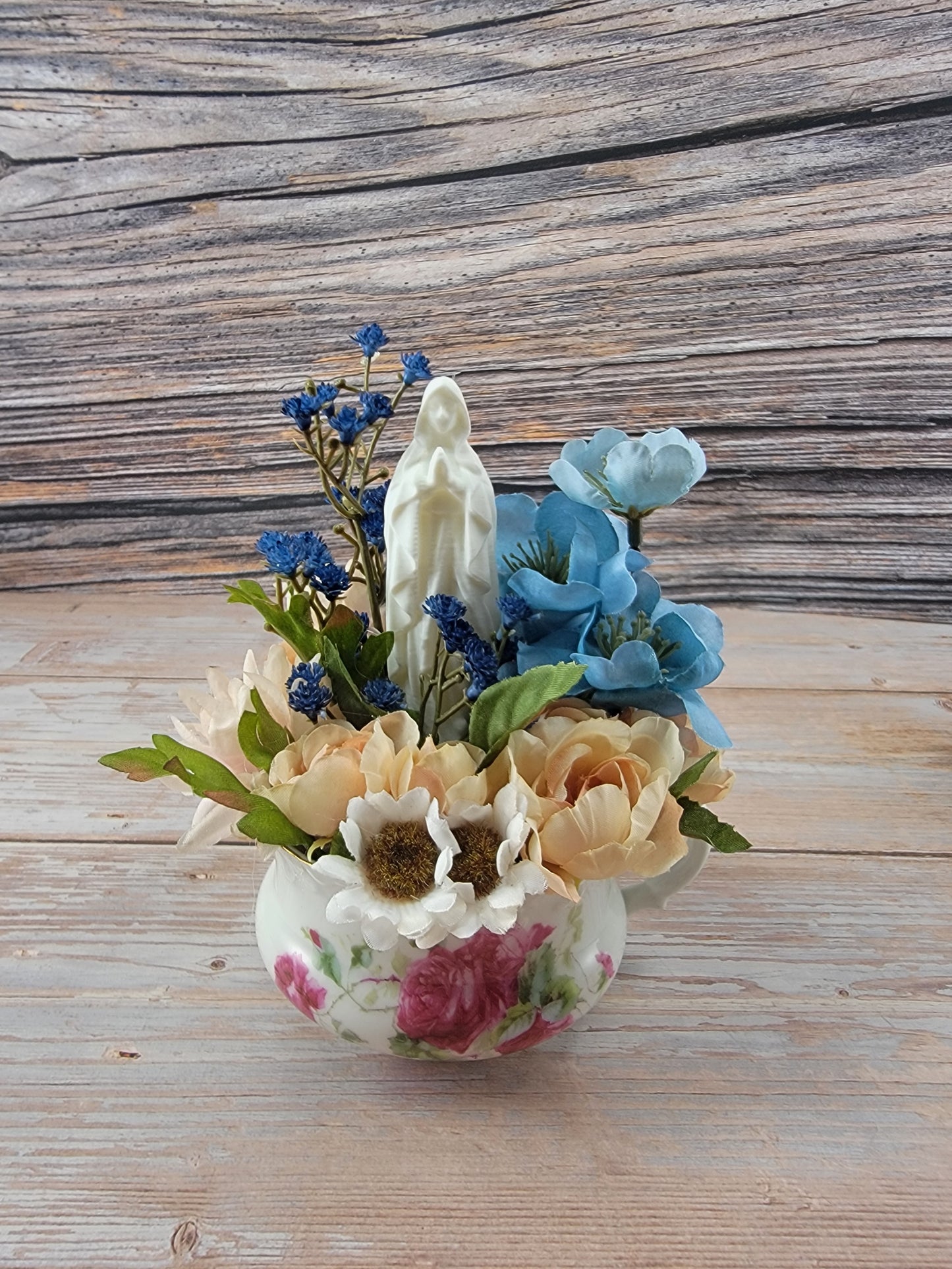 Mary Garden Tea Cup - Spring