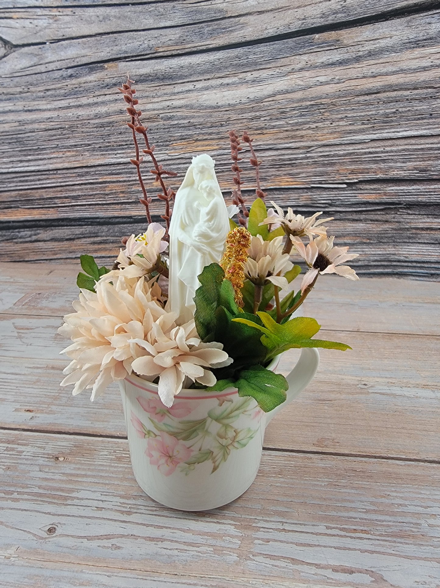 Pink Mary Garden Tea Cup