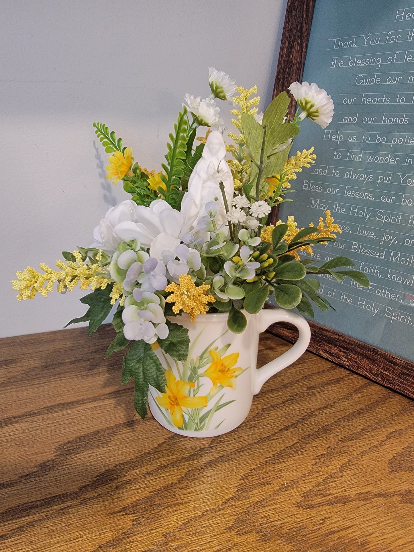 Mary Garden Tea Cup - Spring